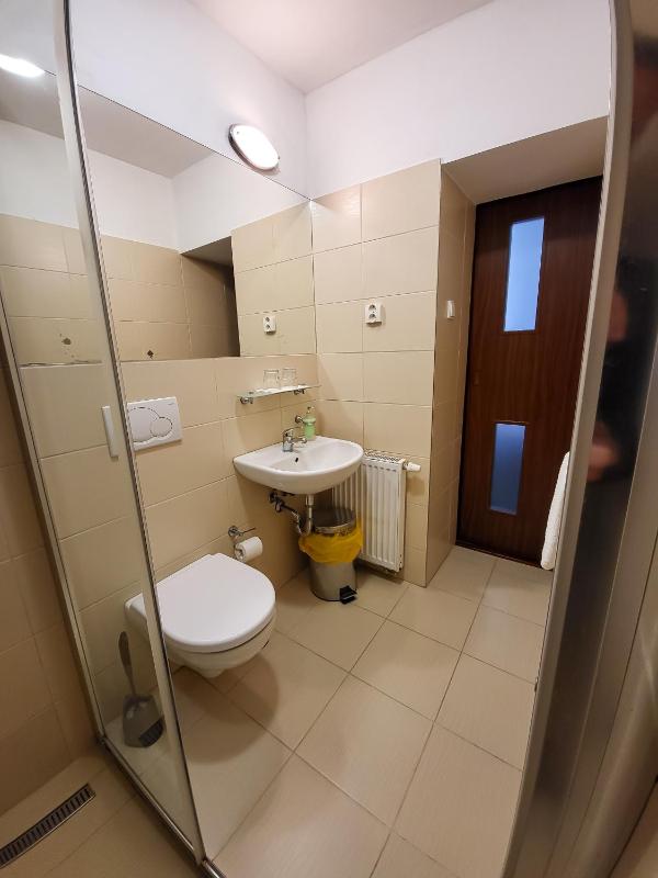 Standard Double Room image 4