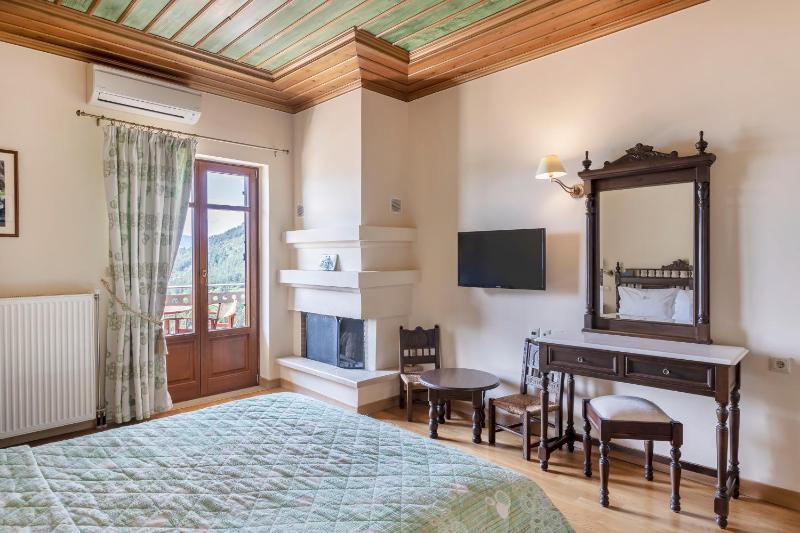 Superior Double Room with Fireplace image 2