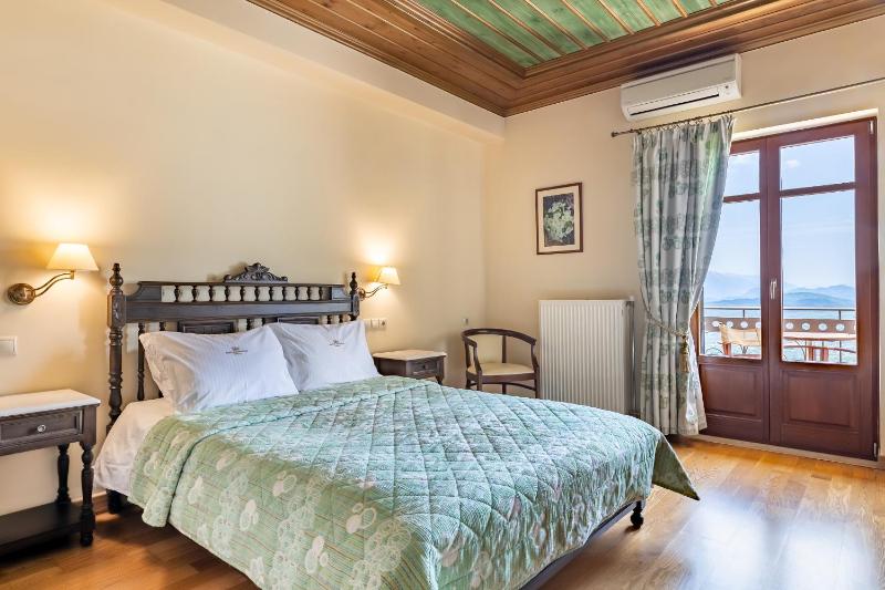 Superior Double Room with Fireplace image 3