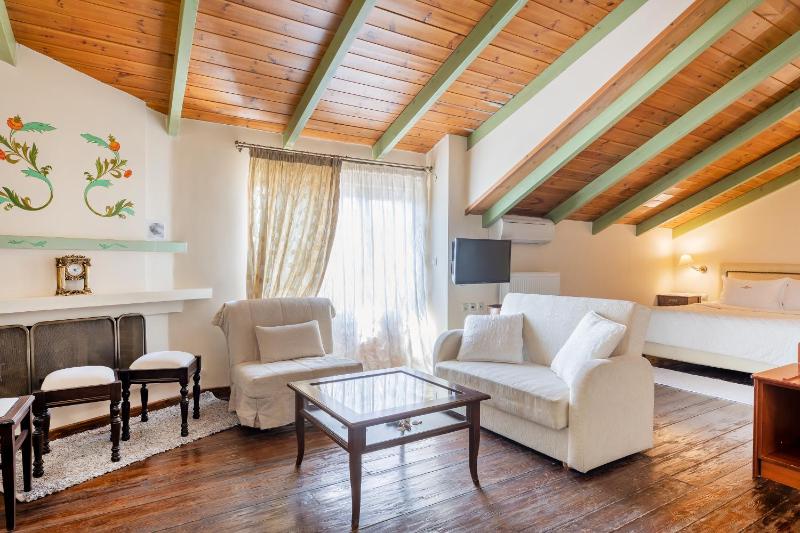 Junior Suite image 2