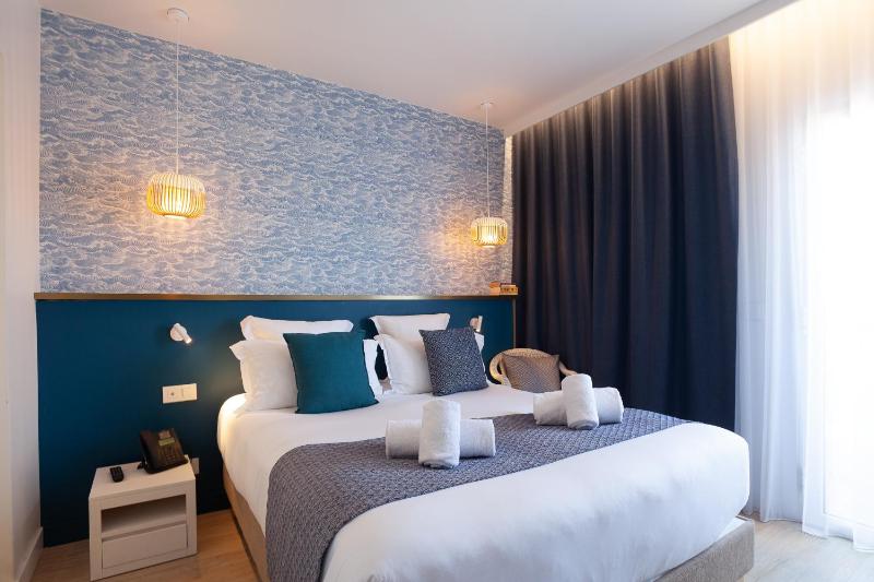 Superior Double Room image 4