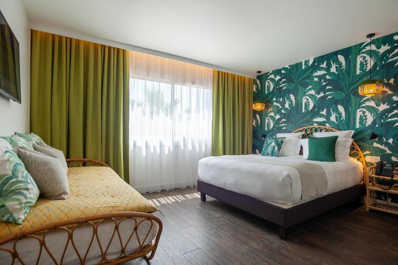 Hôtel La Piscine - image 30