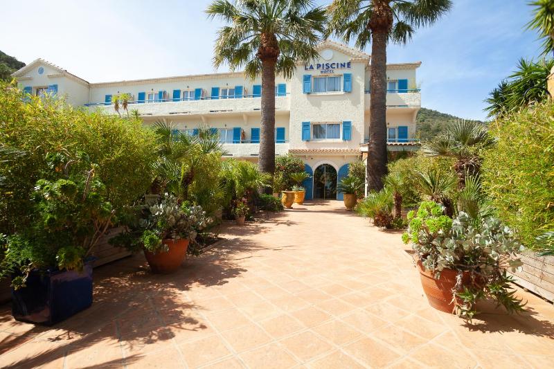 Hôtel La Piscine - image 24