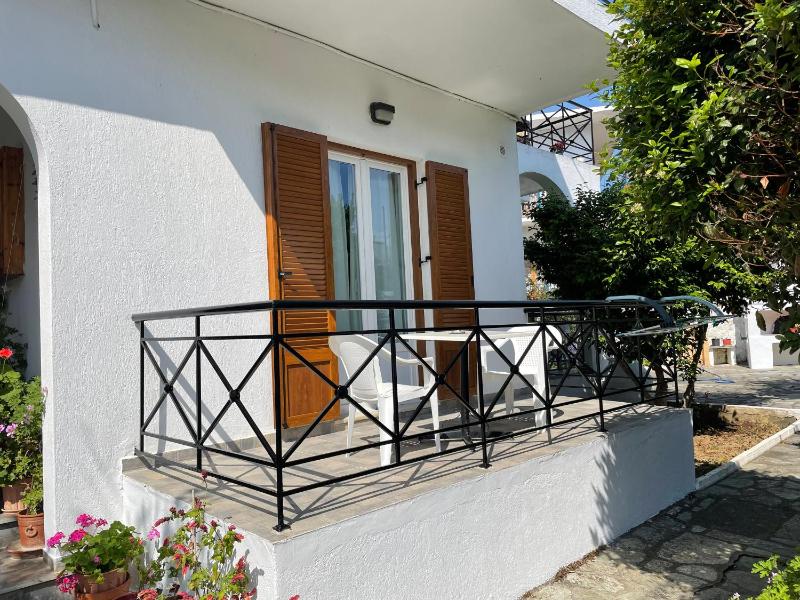 Karagiozos Studios & Apartments - image 3