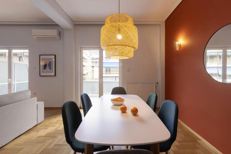 A new happy 2 BDR apartment that has a soul - image 10