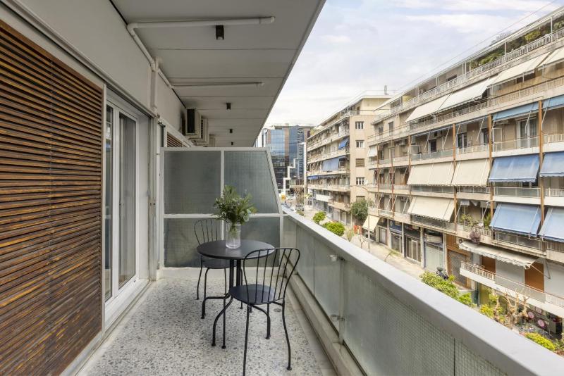 A new happy 2 BDR apartment that has a soul - image 14