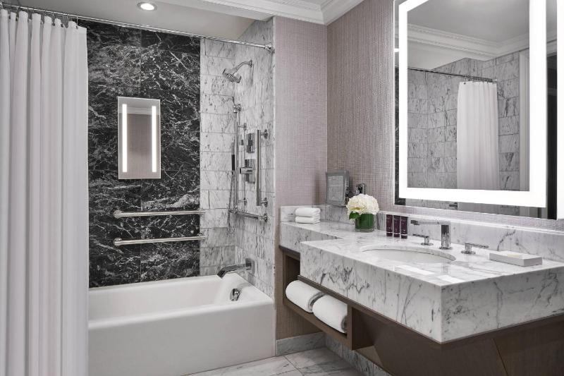 The Ritz-Carlton Cleveland - image 31