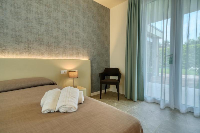 Standard Double or Twin Room Annex with Private Garden image 2