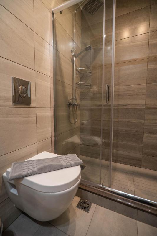 Deluxe Double Room image 4