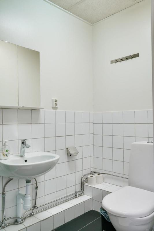 Family Room with Private Bathroom image 2