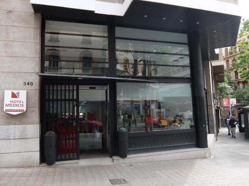 Hotel Medicis - image 14