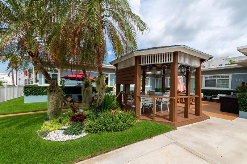 Tropic Isle Boutique Hotel - image 17