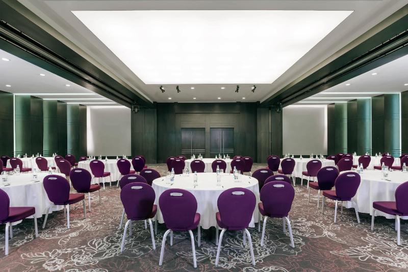 Sheraton Bucharest Hotel - image 8