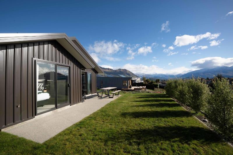 Tranquil Heights Wanaka - image 36