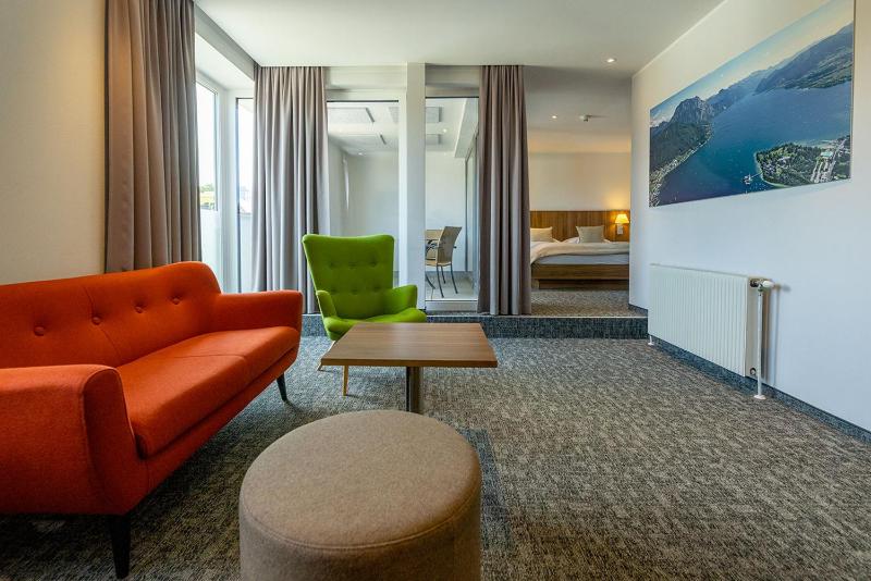 Junior Suite image 4