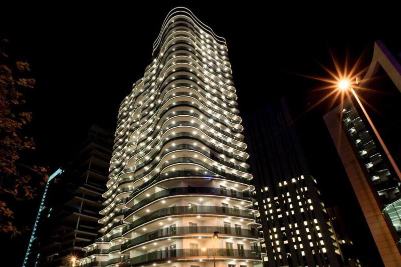 Versace Tower Luxury Suites - Downtown - image 6