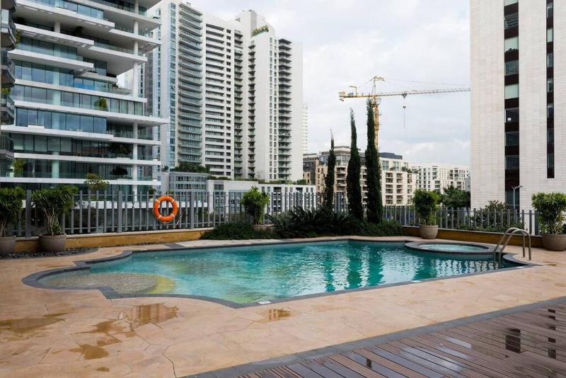 Versace Tower Luxury Suites - Downtown - image 13