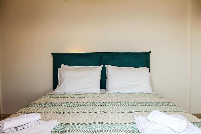 Clios House - image 32