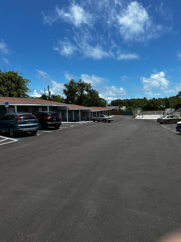 Red Carpet Inn Daytona Beach - image 7