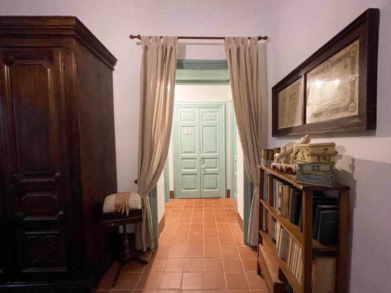 Double Room image 3