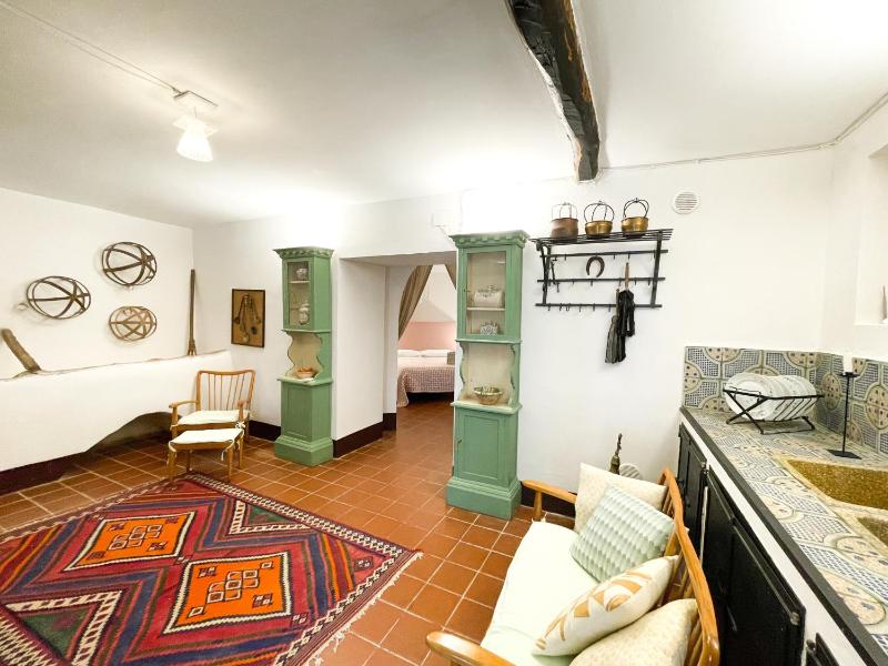 Quadruple Room image 2