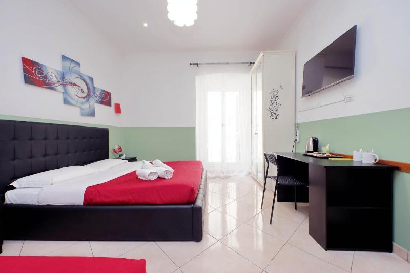 Triple Room image 4