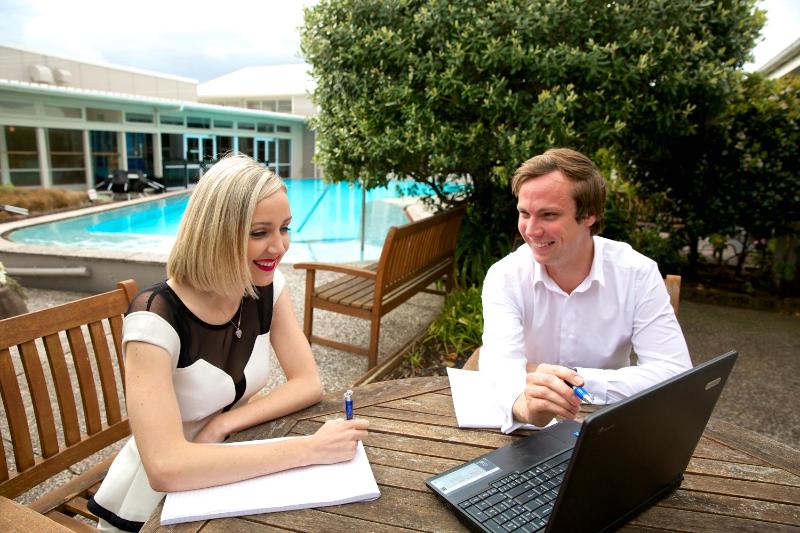 Brentwood Hotel - image 12