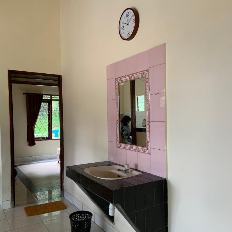 Villa Kay Hills - image 21