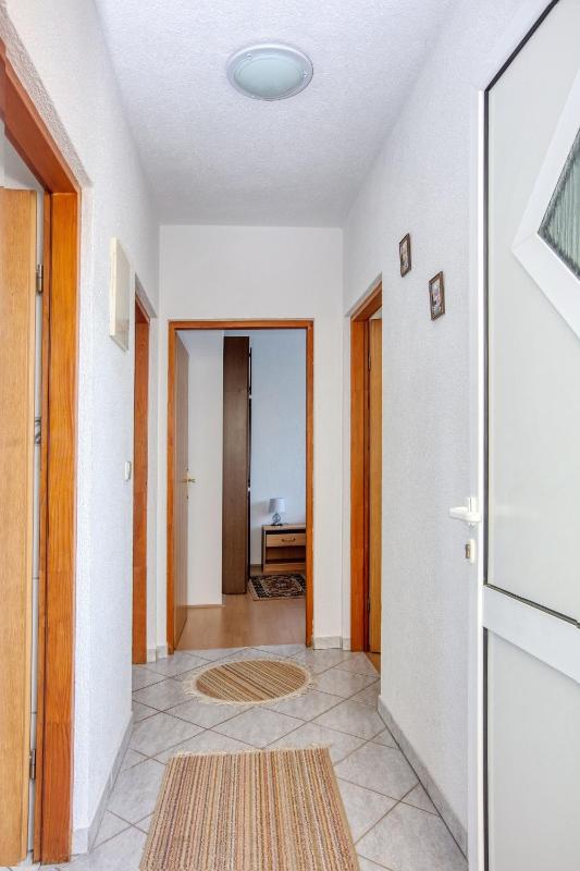 Two-Bedroom Apartment with Terrace image 2