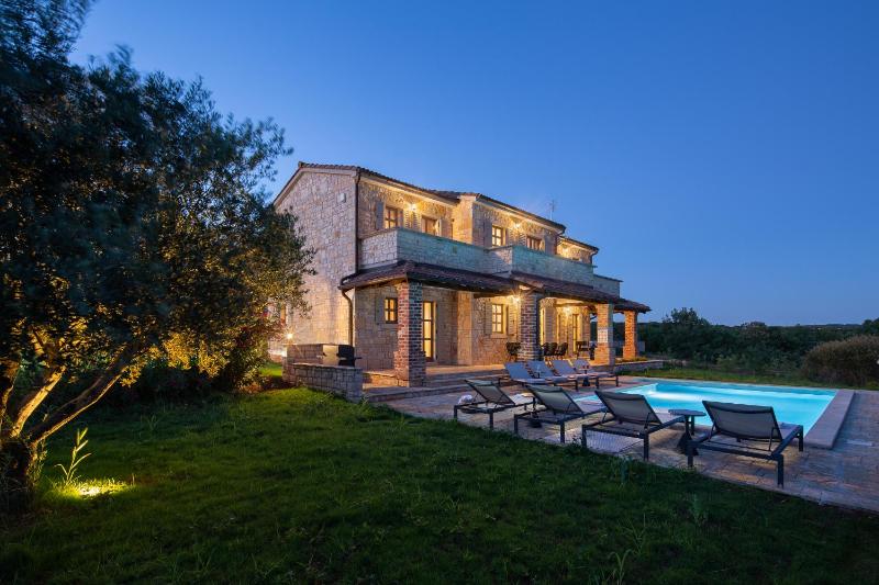 Villas Pini - Four-Bedroom Villa with Private Pool image 2
