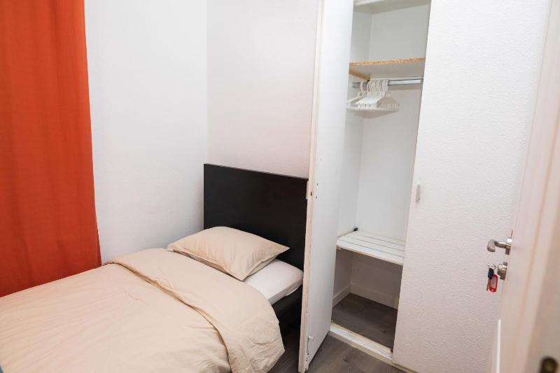 Apartment Carrer de Joan - image 8