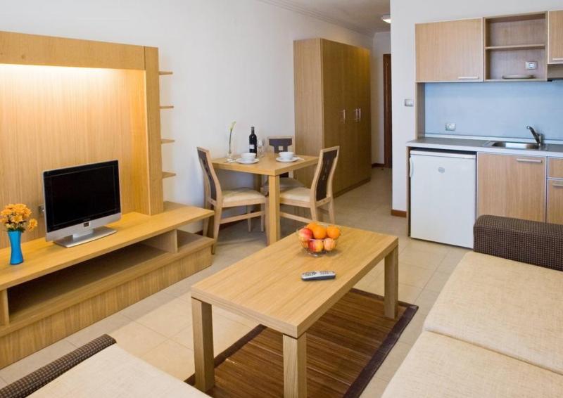 One-Bedroom Apartment with Balcony (2 Adults) image 1