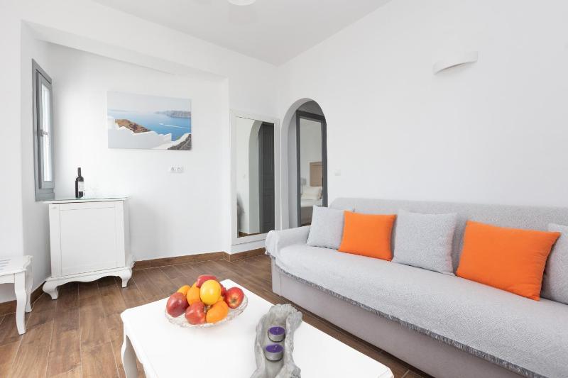 One-Bedroom Suite image 1