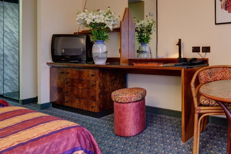 Economy Double or Twin Room image 4