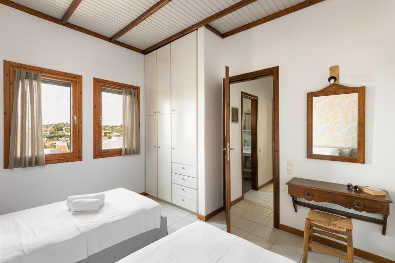 Panorama Superior Summer House image 3