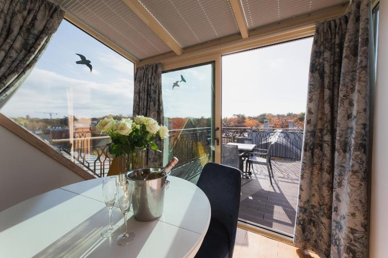 Superior Apartment image 4