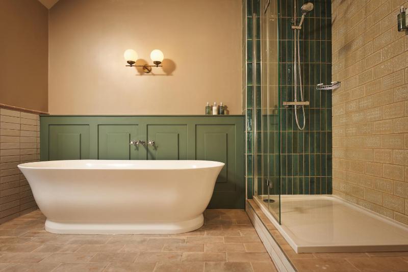 Superior Double Room image 2