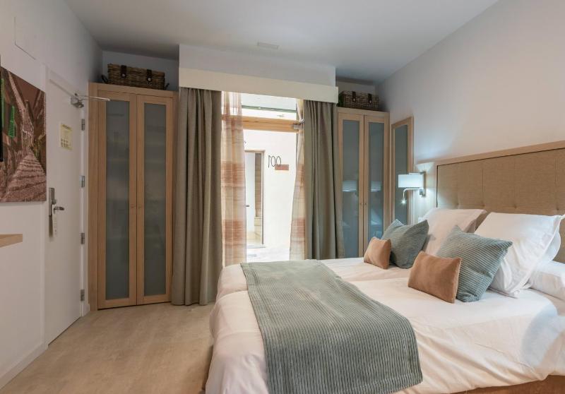 Double or Twin Room - Disability Access image 2