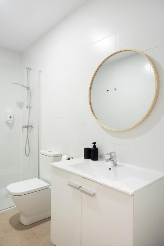 Blanq Marina Suites - image 6