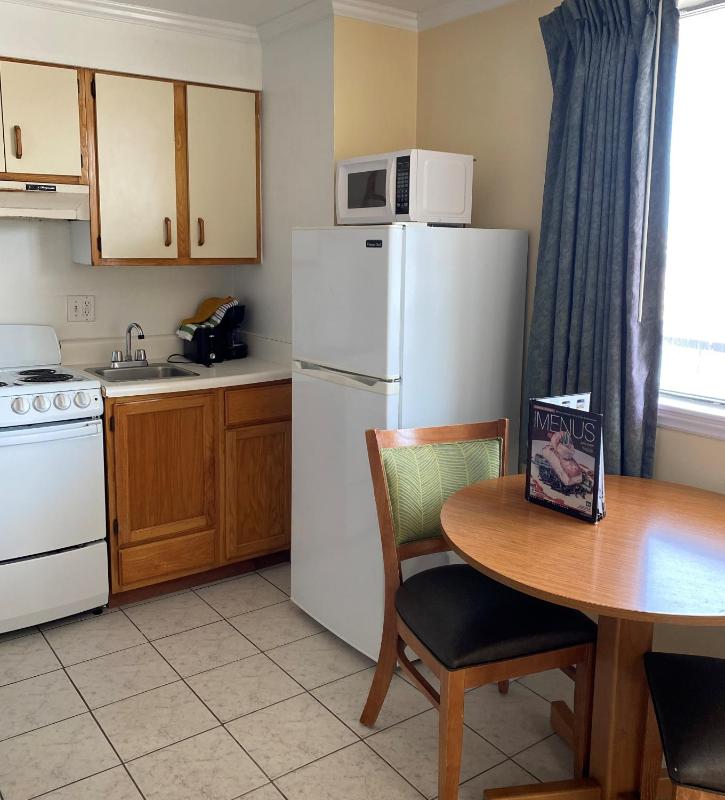 Ocean Cove Motel - image 6