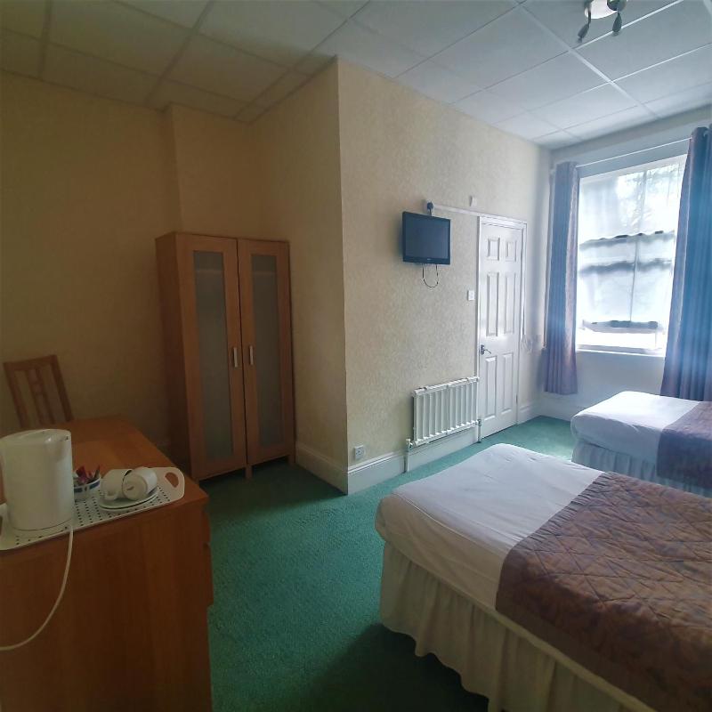 Burley Court Hotel - image 12