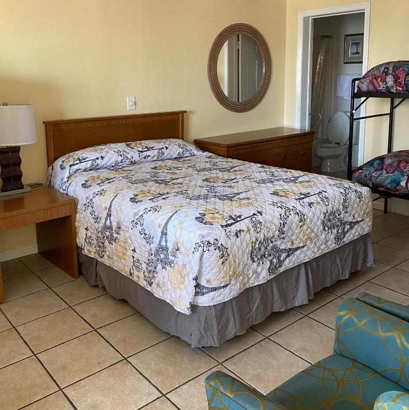 Ocean Cove Motel - image 22