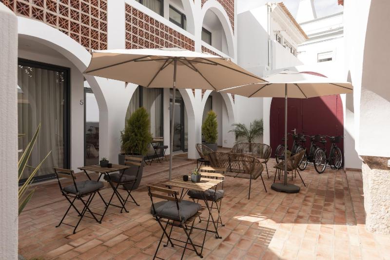 Madalena Village 1 - City centre by HD PROPERTIES - image 3
