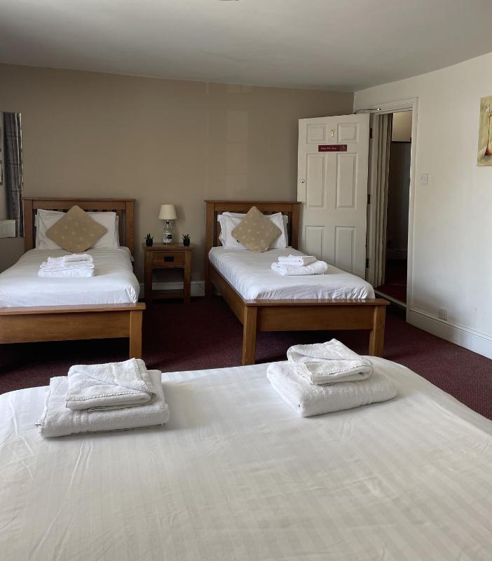 Quadruple Room image 1