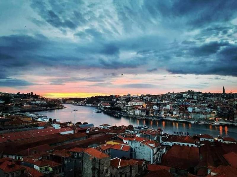 Douro river view penthouse - Oporto Luxury Living - image 1