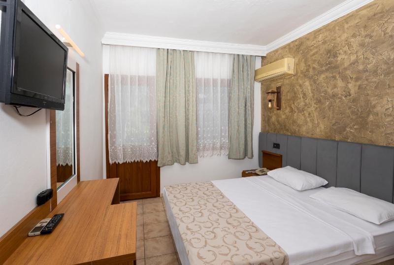 Single Room image 4