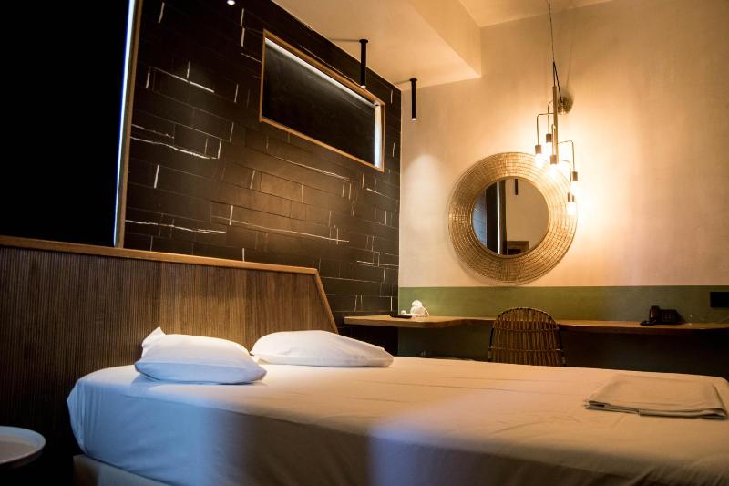 Superior Room with Sea View image 4