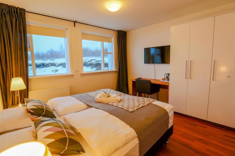 Double or Twin Room with Shower image 2