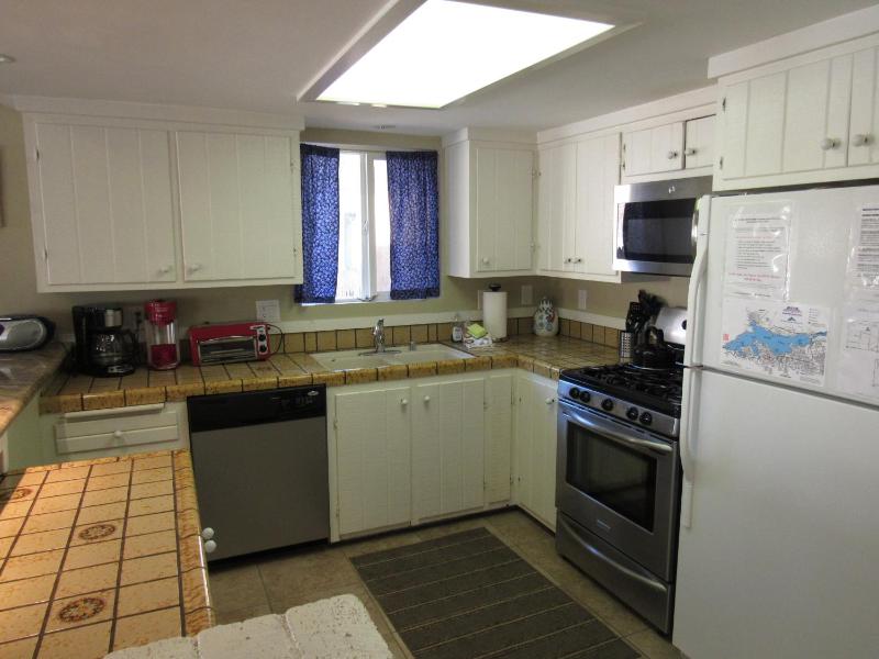 Big B's Den - image 12