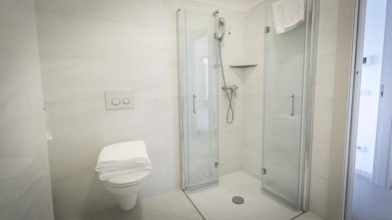 Studio Apartment image 4